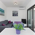 Vakantiehuis Five-bedroom In Zaton (Sibenik-Knin)