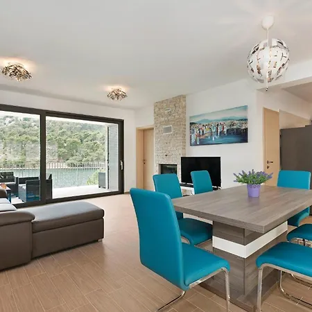 펜션 Five-bedroom In Zaton (Sibenik-Knin)