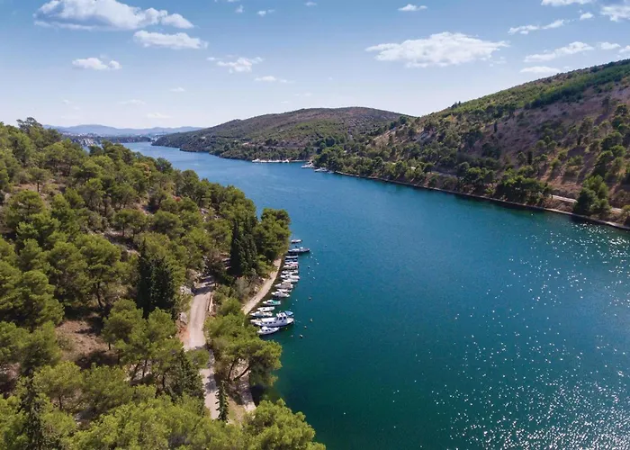 Five-bedroom In Feriehus