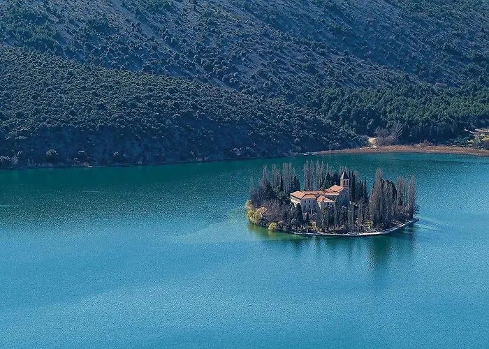 Feriehus Five-bedroom In Zaton (Sibenik-Knin)