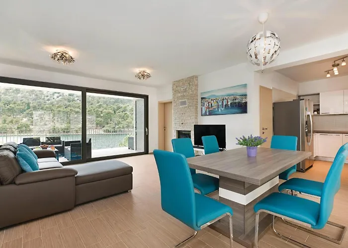 Feriehus Five-bedroom In Zaton (Sibenik-Knin)