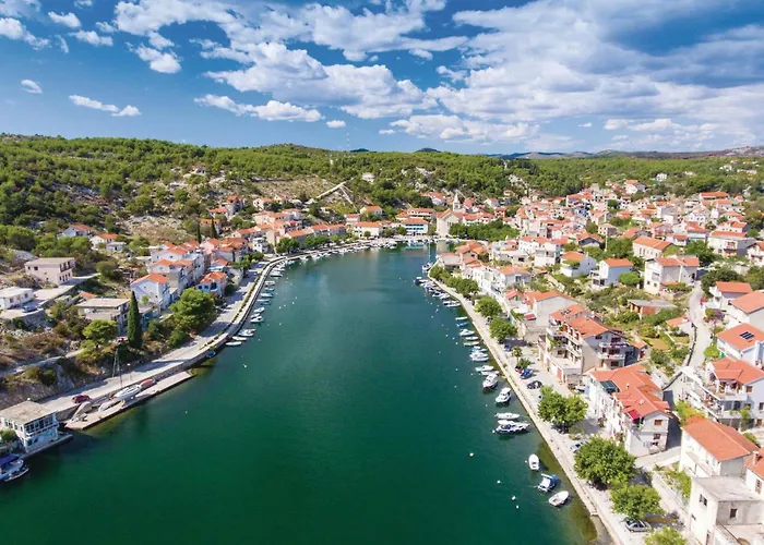 Five-bedroom In Feriehus Zaton (Sibenik-Knin)