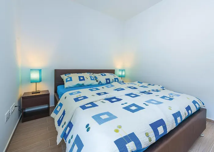 Feriehus Five-bedroom In Zaton (Sibenik-Knin)