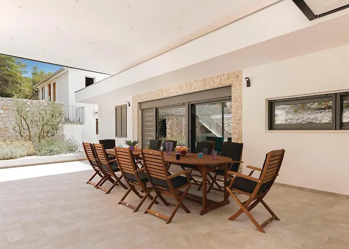 Five-bedroom In Feriehus *