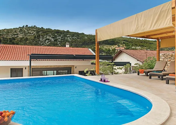 Five-bedroom In Feriehus Zaton (Sibenik-Knin)